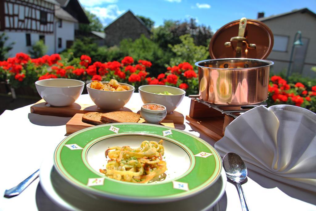 Hotel Landgasthof Gemmer Rettert Buitenkant foto